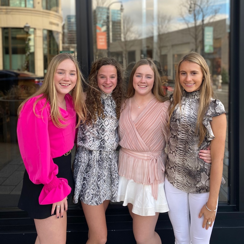 Meet your Posher, Caytie Anne